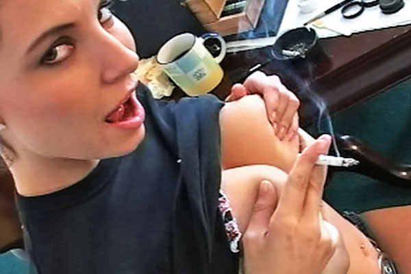 First Date With Smoking Goddess Jamie Lynn Icon